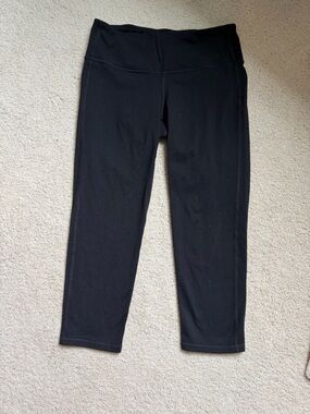 Athleta Black 7/8 Leggins - Small